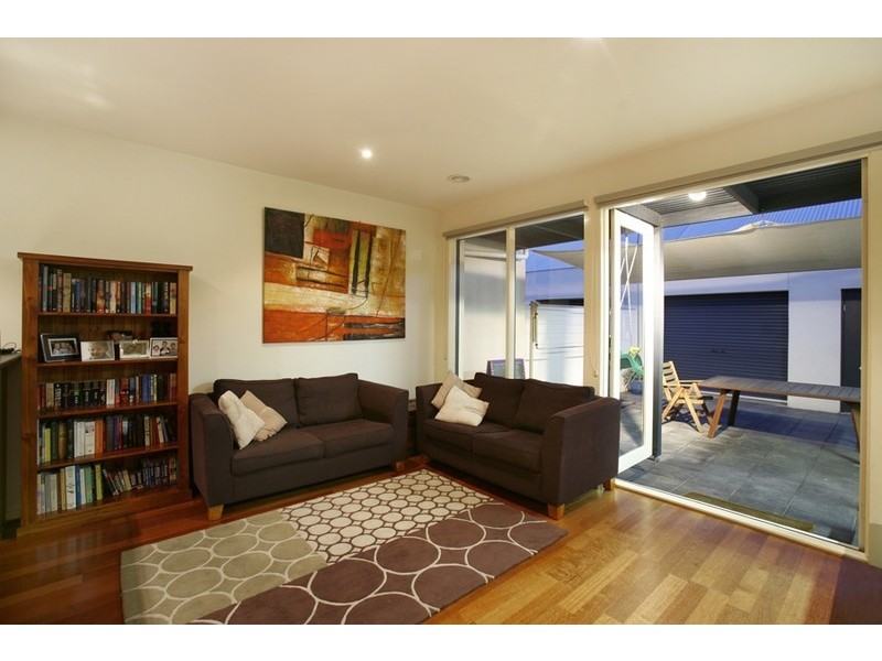 39 John Liston Drive, Newport VIC 3015