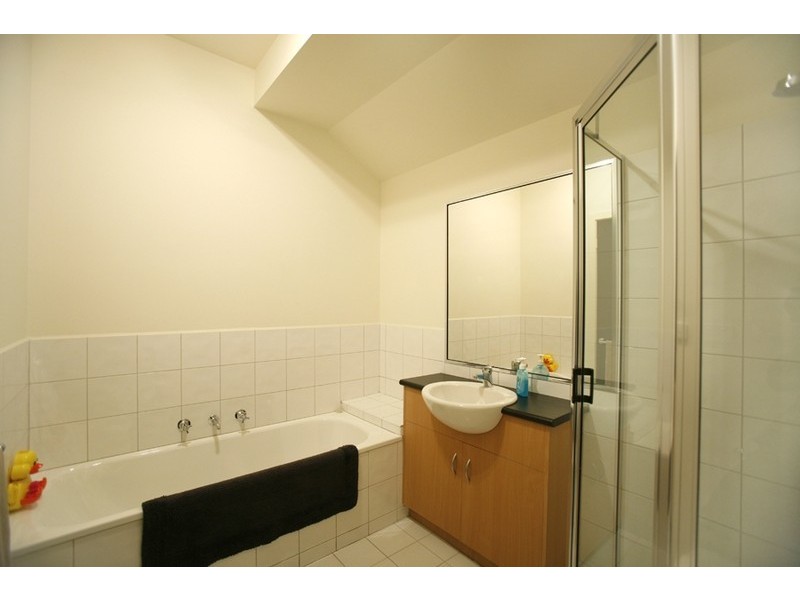 39 John Liston Drive, Newport VIC 3015