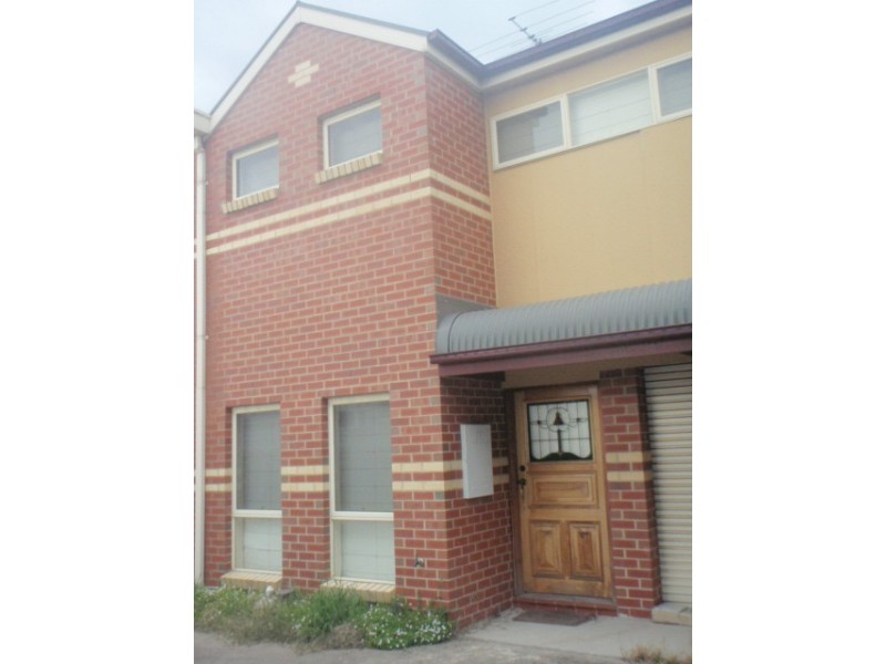 4/157-159 Charles Street, Seddon VIC 3011