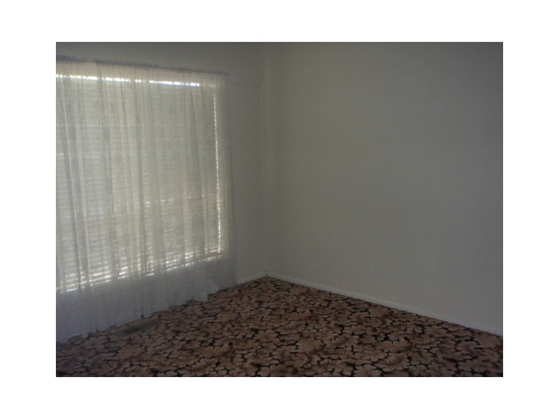 51 Paxton Street, South Kingsville VIC 3015