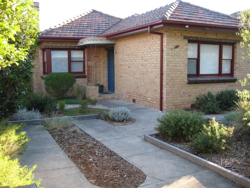 97 Newcastle Street, Newport VIC 3015