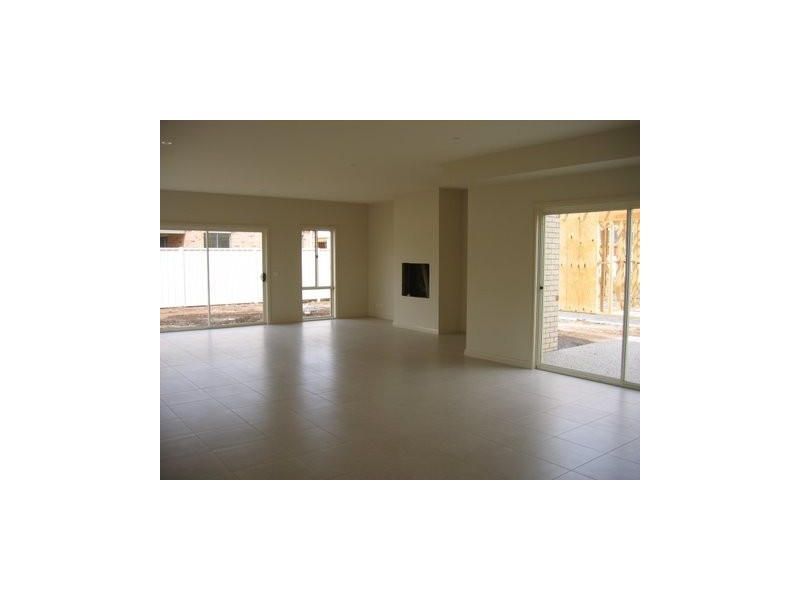 5  Mitchley Court, Cairnlea VIC 3023