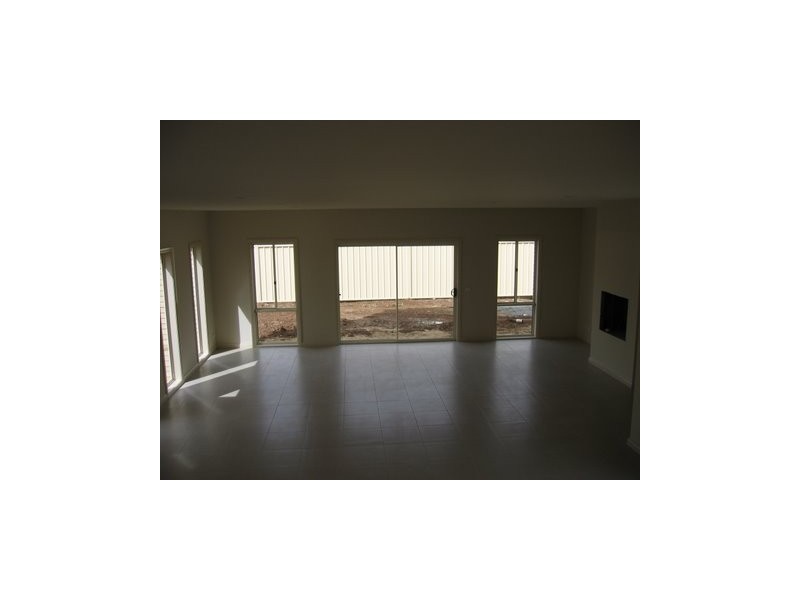 5  Mitchley Court, Cairnlea VIC 3023