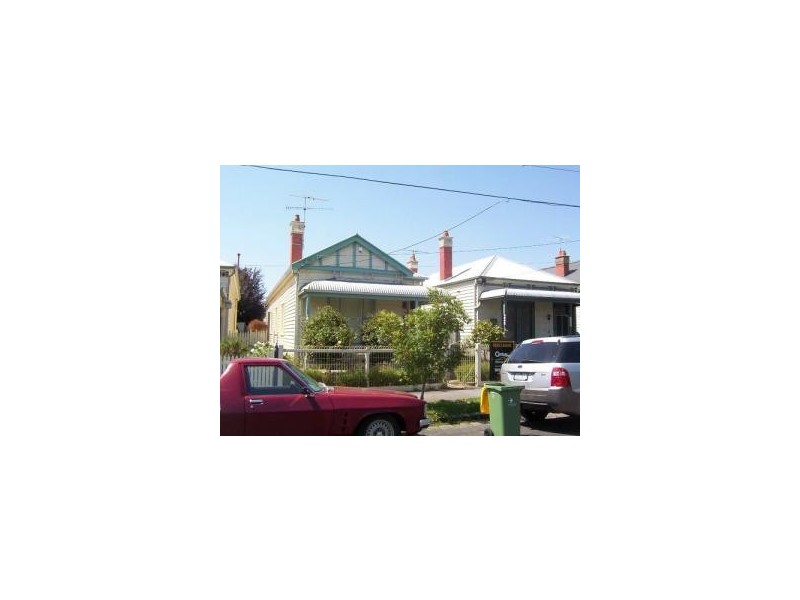 8 Browning Street, Seddon VIC 3011