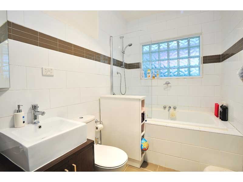 170  Blackshaws Road, Newport VIC 3015