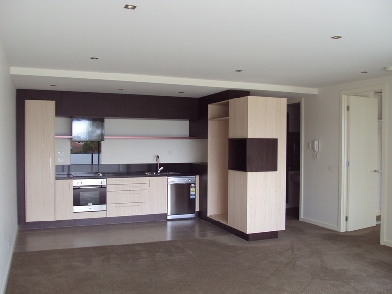 32/8 Crefden Street, Maidstone VIC 3012