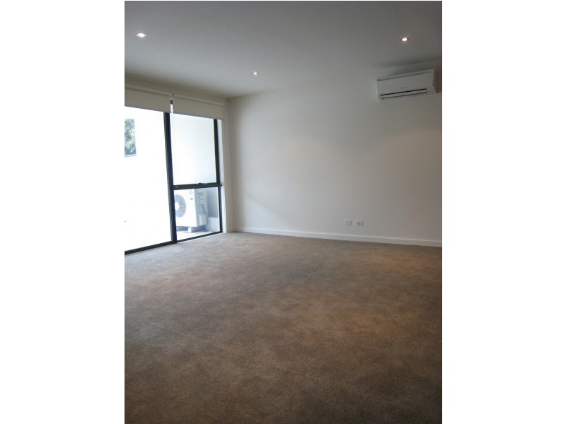 17and41/17 Crefden Street, Maribyrnong VIC 3032