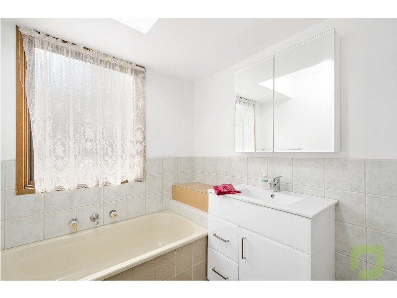 7/37 Ballarat Road, Footscray VIC 3011