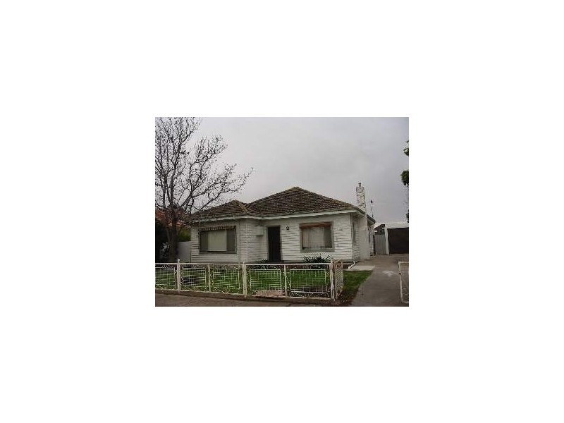 50 Paxton Street, South Kingsville VIC 3015