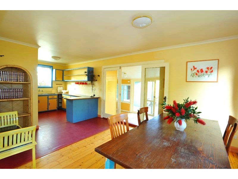 147  Empress Avenue, Kingsville VIC 3012