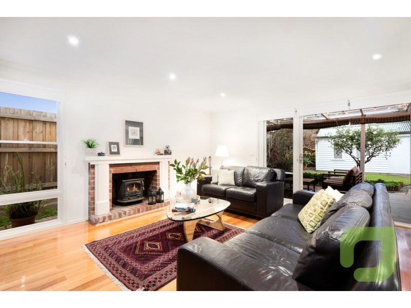 17 Lenore Crescent, Williamstown VIC 3016