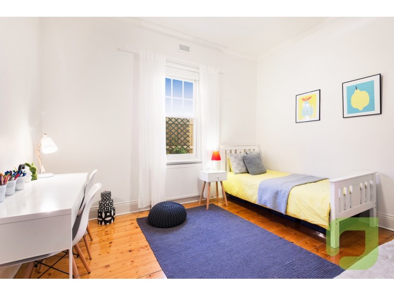 17 Lenore Crescent, Williamstown VIC 3016
