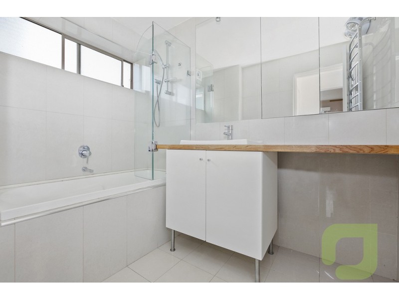 3/117 Manningham Street, Parkville VIC 3052