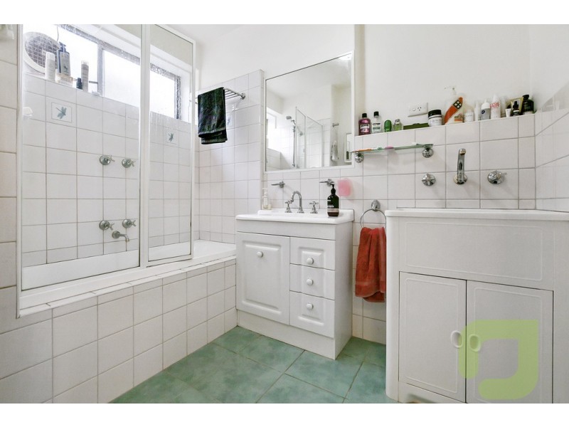 12/117 Manningham Street, Parkville VIC 3052