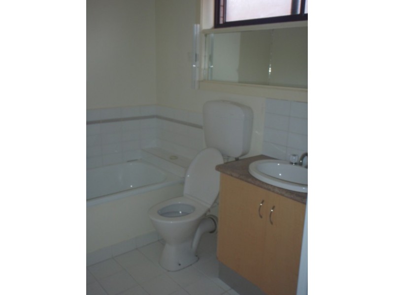 7/31 Warrs Road, Maribyrnong VIC 3032