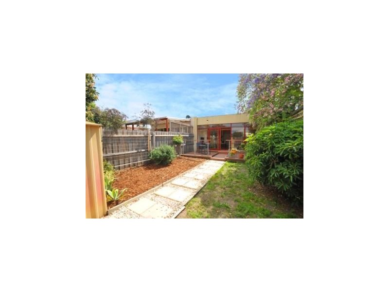 67 Farm Street, Newport VIC 3015