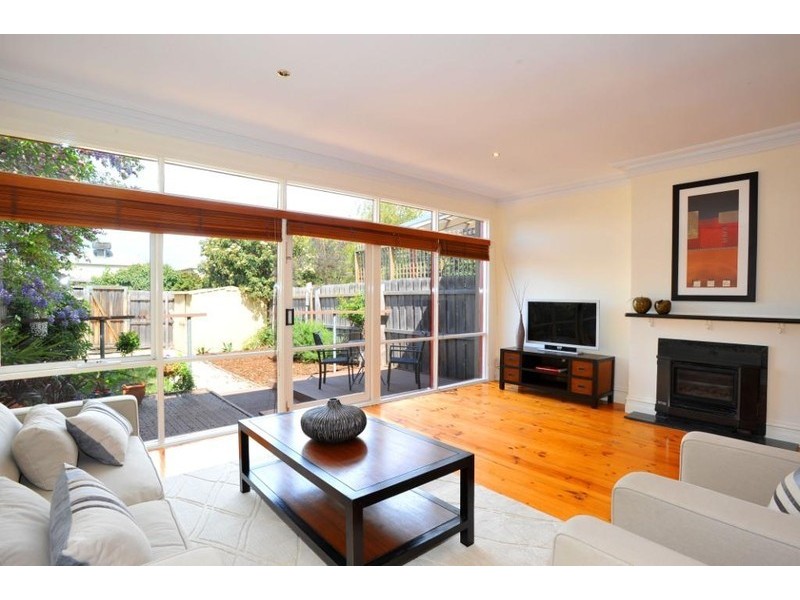 67 Farm Street, Newport VIC 3015