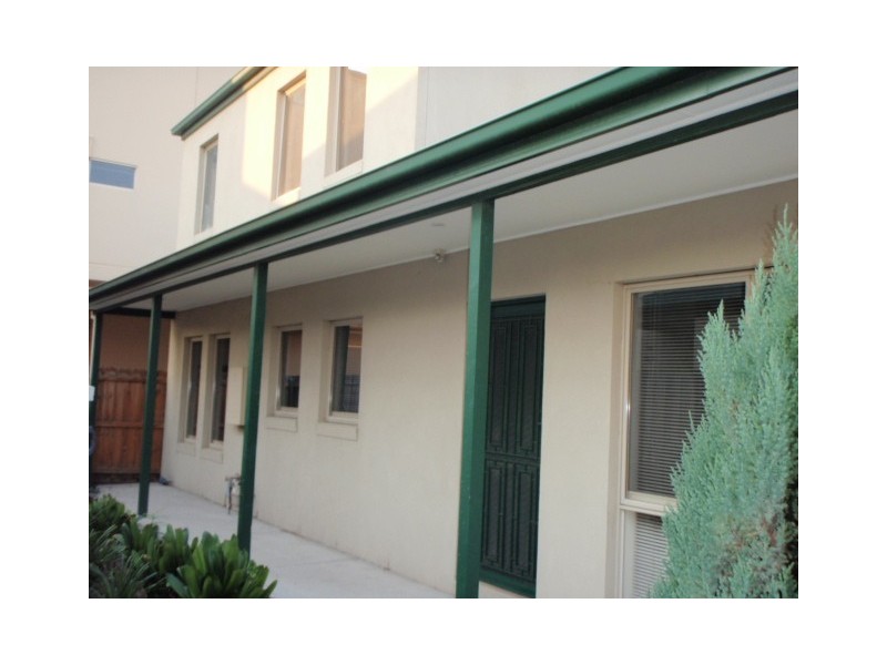 2/164 Aitken Street, Williamstown VIC 3016