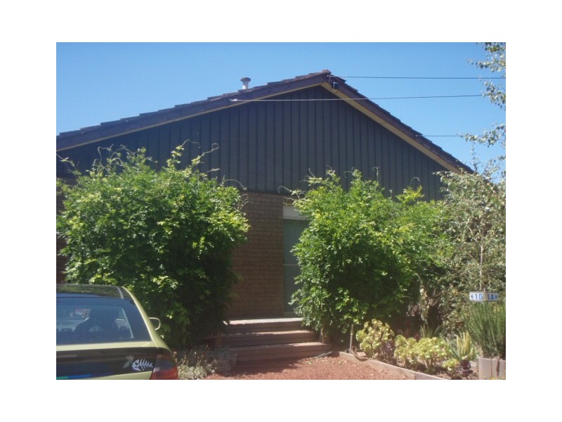 1D Almond Street, Brooklyn VIC 3012