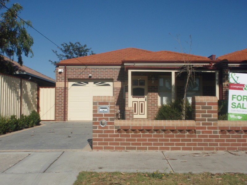 9 Angus Avenue, Altona North VIC 3025