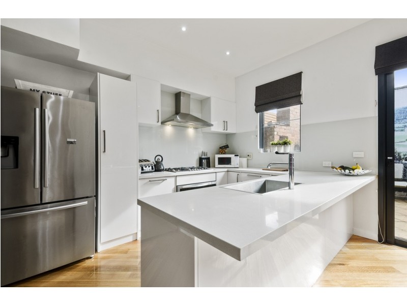 4 Liley Street, Newport VIC 3015