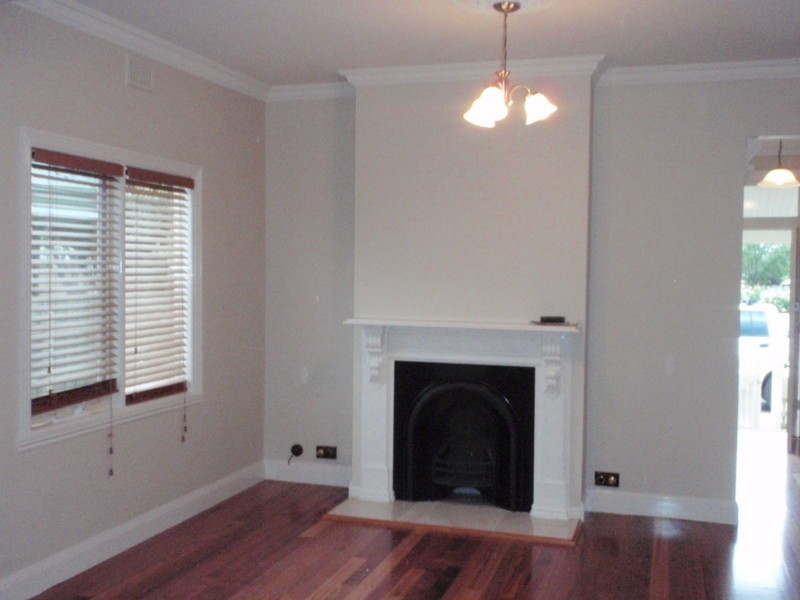 43 Franklin St, Newport VIC 3015