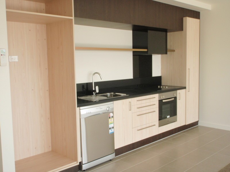 9/8  Crefden Street, Maidstone VIC 3012