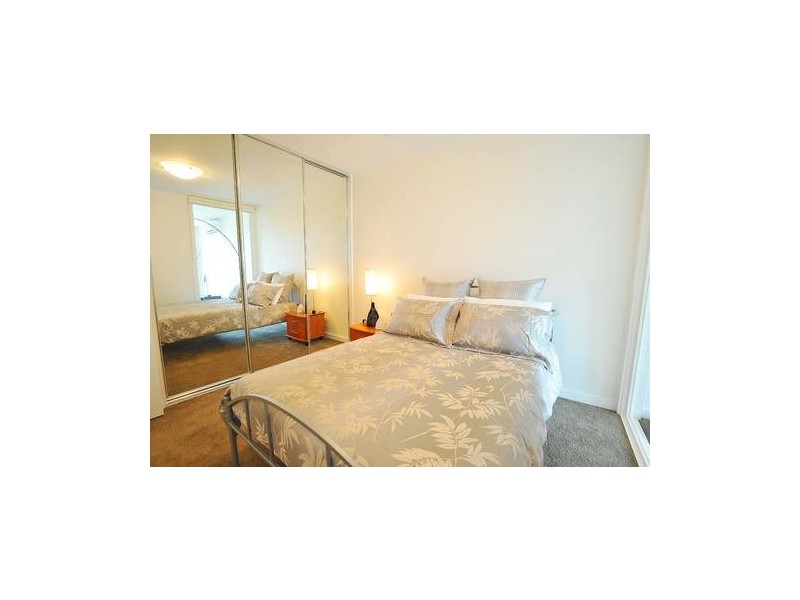 14/4 Crefden Street, Maidstone VIC 3012