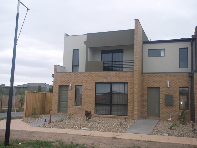 21 Swamphen Drive, Truganina VIC 3029