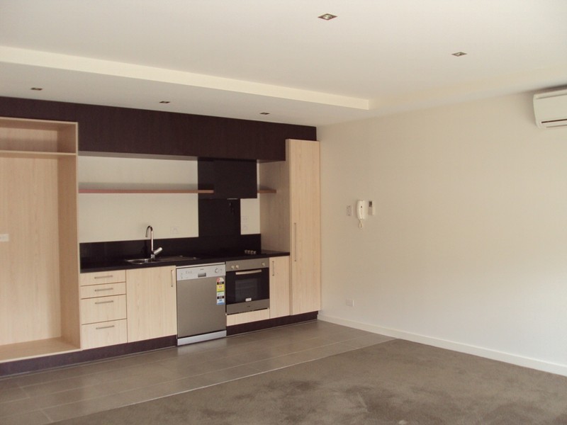 3/2 Crefden Street, Maidstone VIC 3012