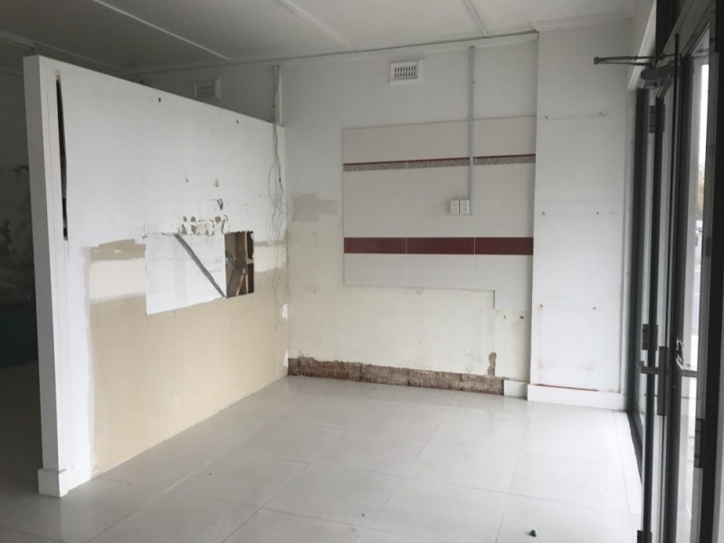 23 Warrigal Road, Oakleigh VIC 3166