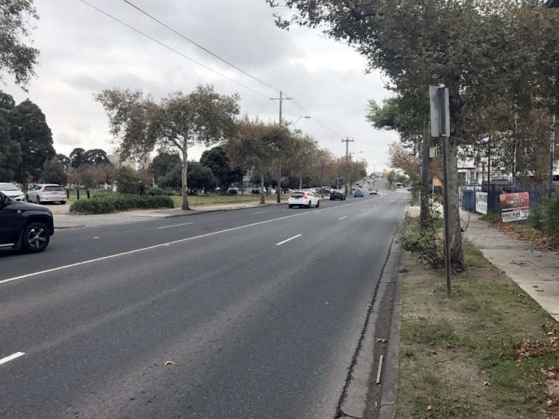 23 Warrigal Road, Oakleigh VIC 3166