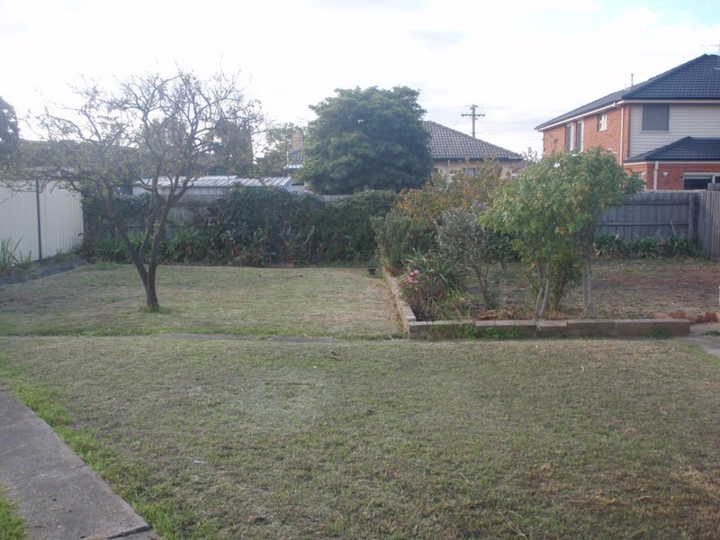 18 McAuthurs Road, Altona North VIC 3025