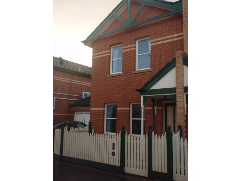 19/296 Sommerville Road, Kingsville VIC 3012