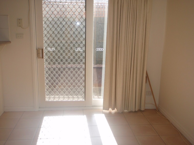 19/296 Sommerville Road, Kingsville VIC 3012