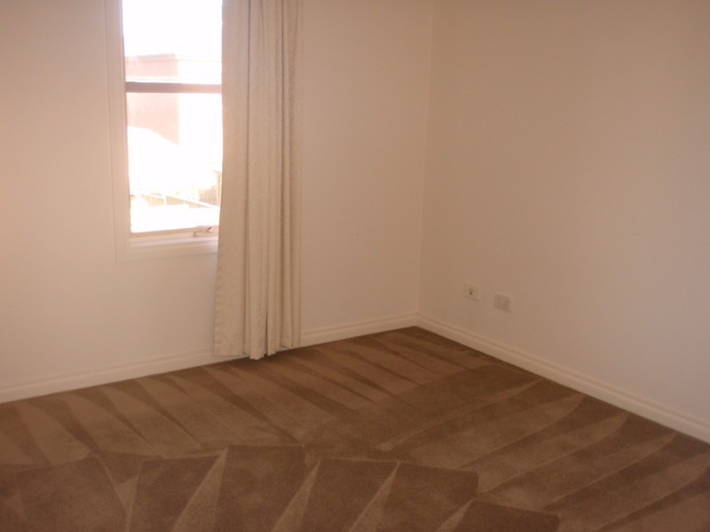 19/296 Sommerville Road, Kingsville VIC 3012