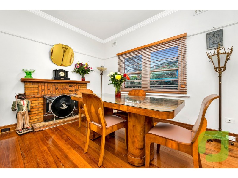 33 Ford Street, Newport VIC 3015