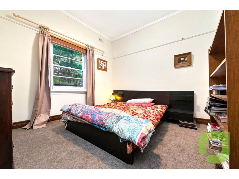 33 Ford Street, Newport VIC 3015