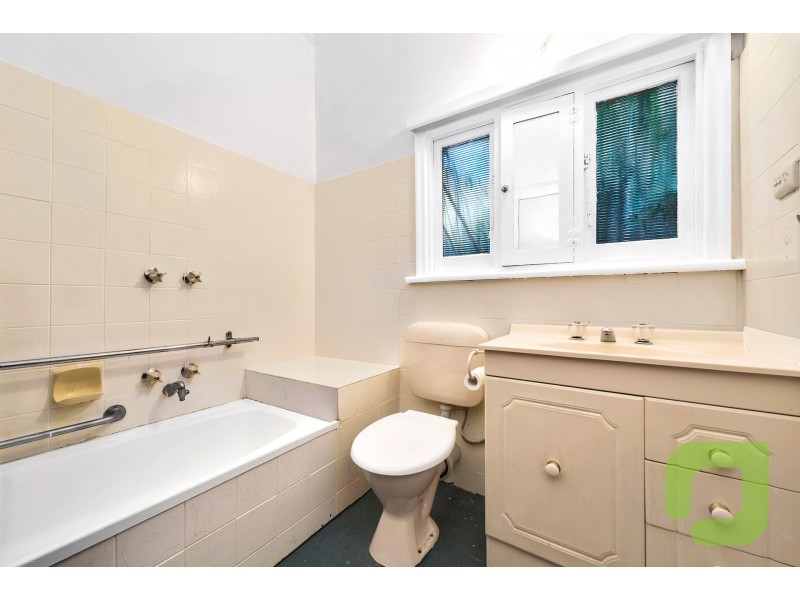 33 Ford Street, Newport VIC 3015