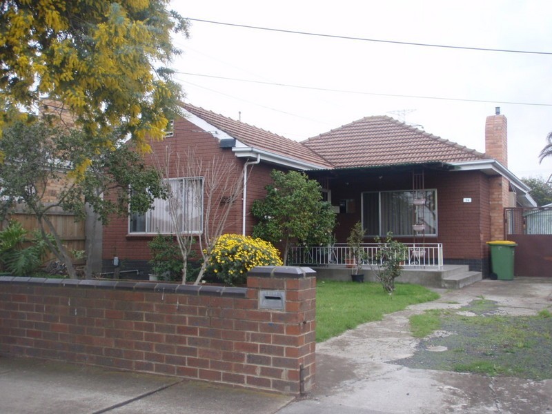 24 Tenterden St, Yarraville VIC 3013