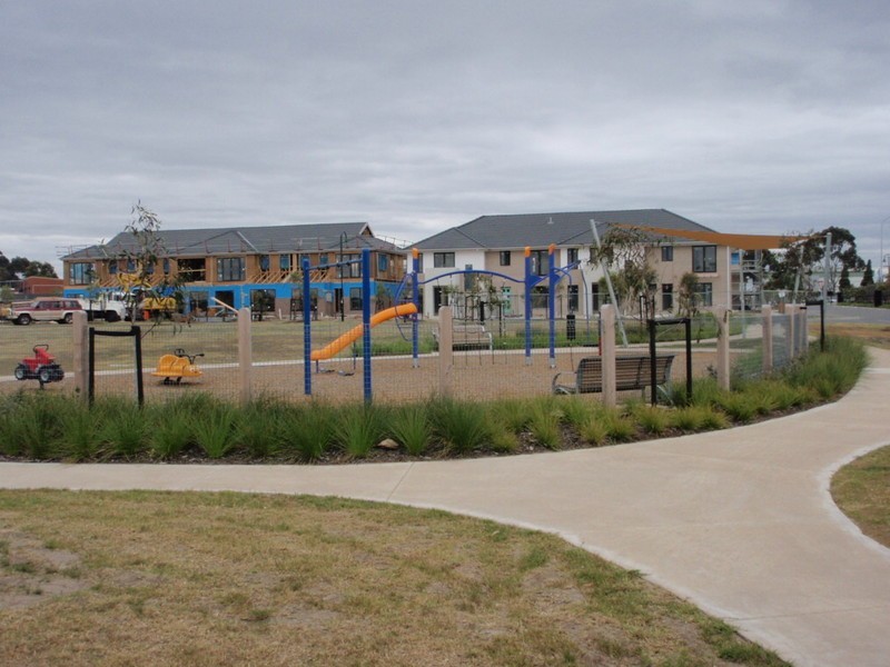 15/8 Crefden Street, Maidstone VIC 3012