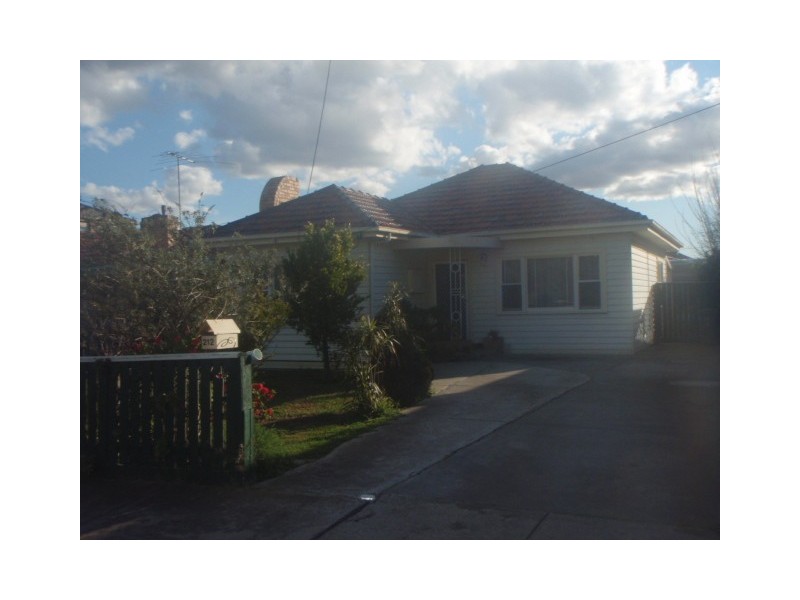 212 Roberts St, Yarraville VIC 3013