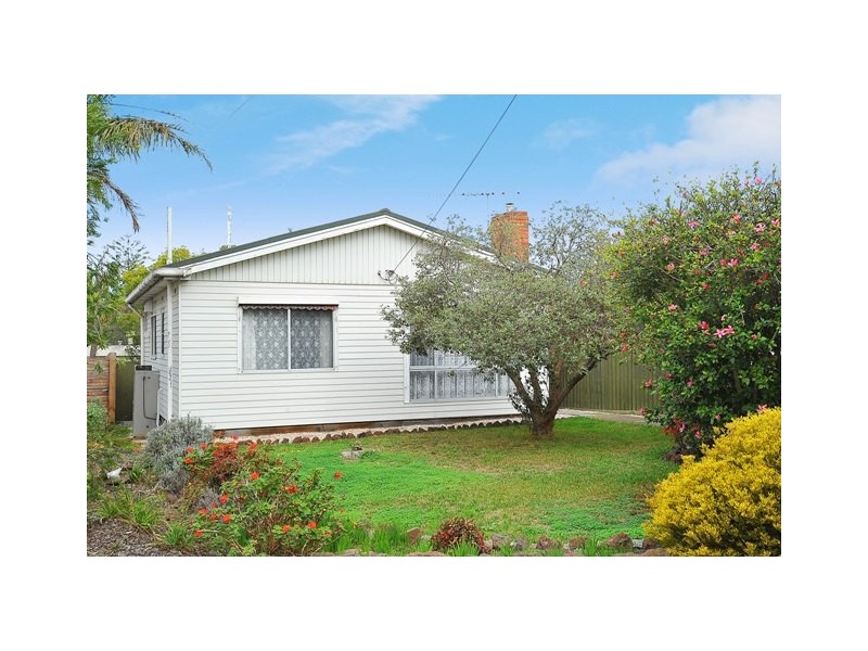9 Holland Court, Newport VIC 3015