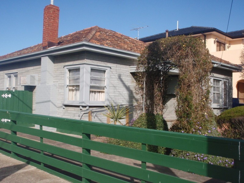 83 Severn Street, Yarraville VIC 3013