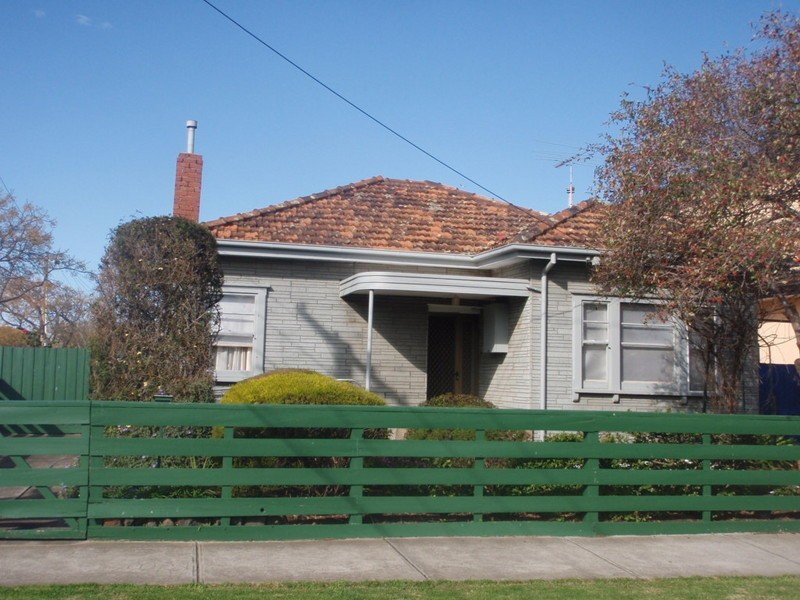 83 Severn Street, Yarraville VIC 3013