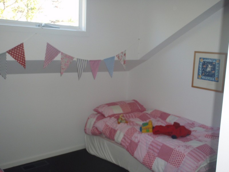 16 Lincoln Street, Yarraville VIC 3013