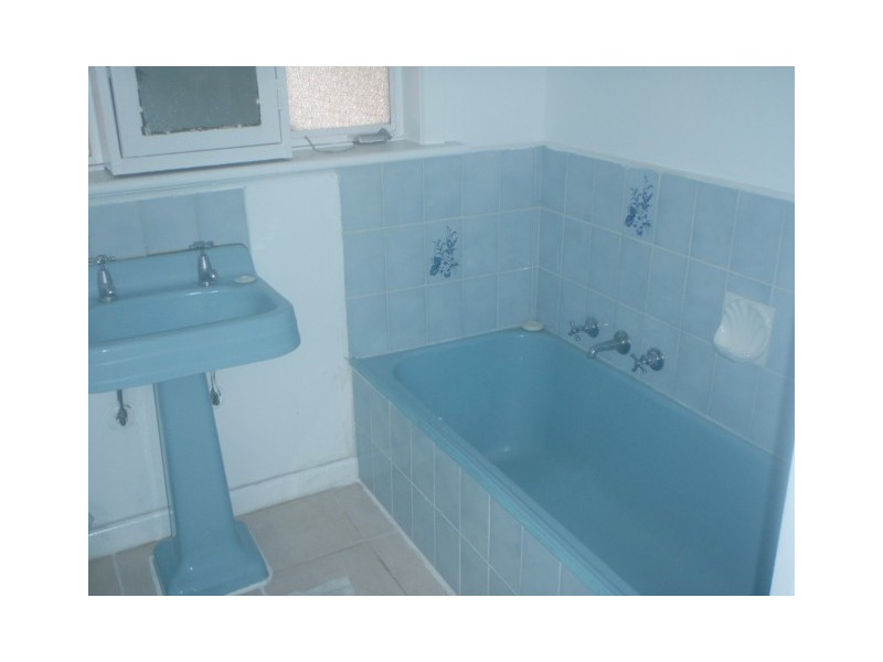 110 Commercial Road, Footscray VIC 3011