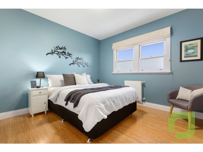 13 Roches Terrace, Williamstown VIC 3016