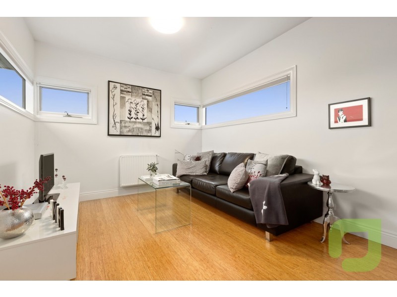 13 Roches Terrace, Williamstown VIC 3016