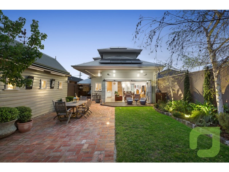 13 Roches Terrace, Williamstown VIC 3016